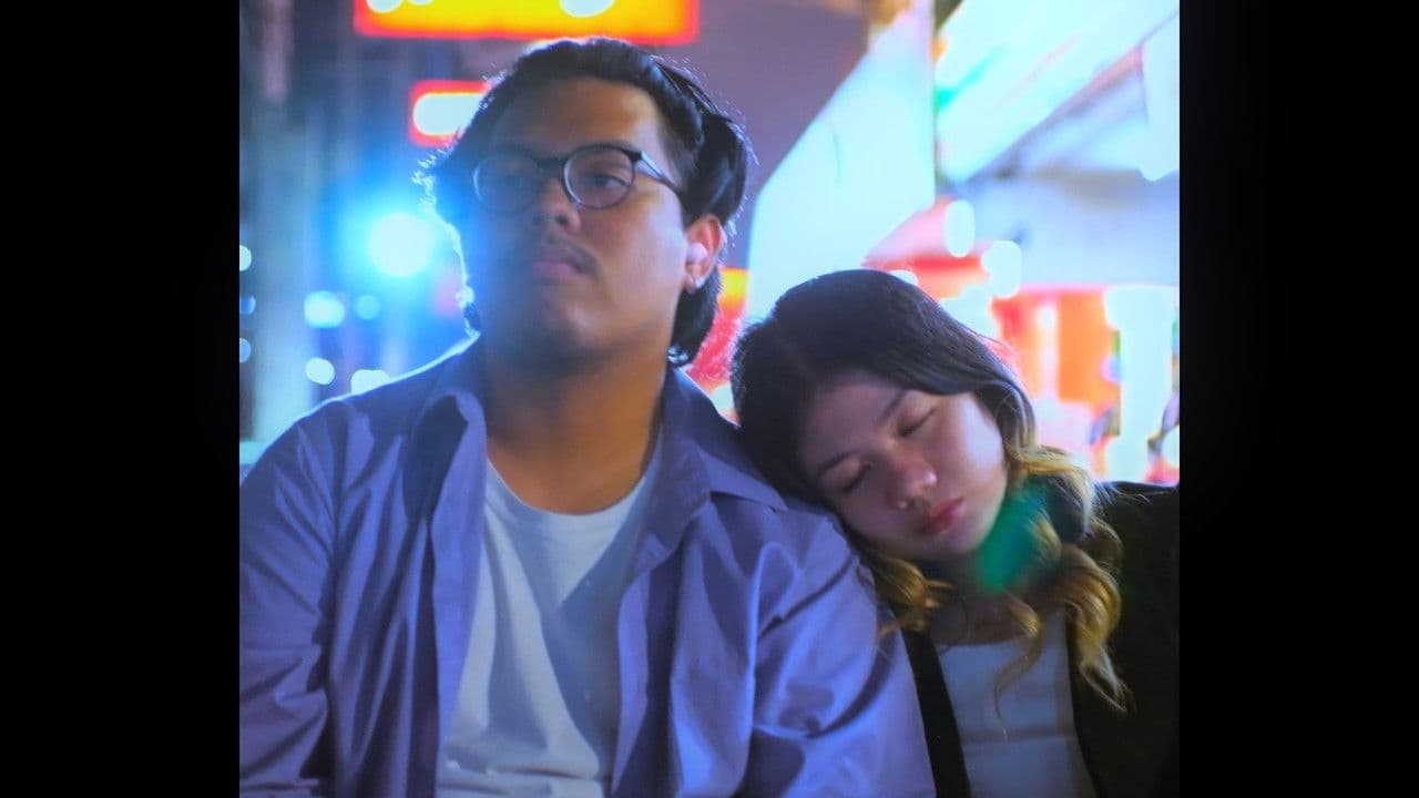 It Will Rain Tomorrowの背景画像