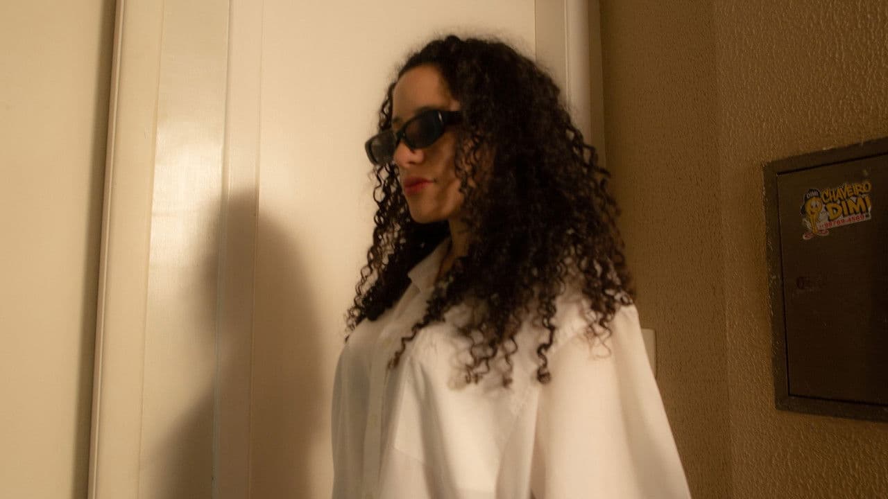 Miadelaの背景画像