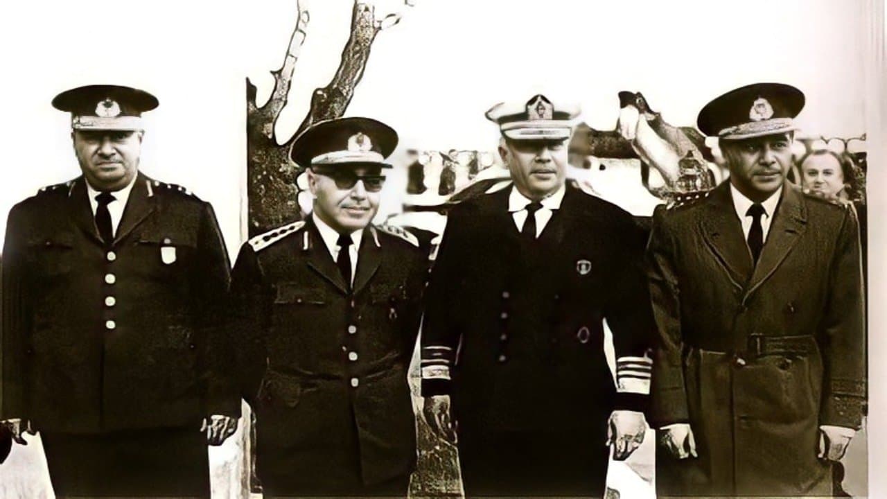 12 Mart: Muhtıraの背景画像