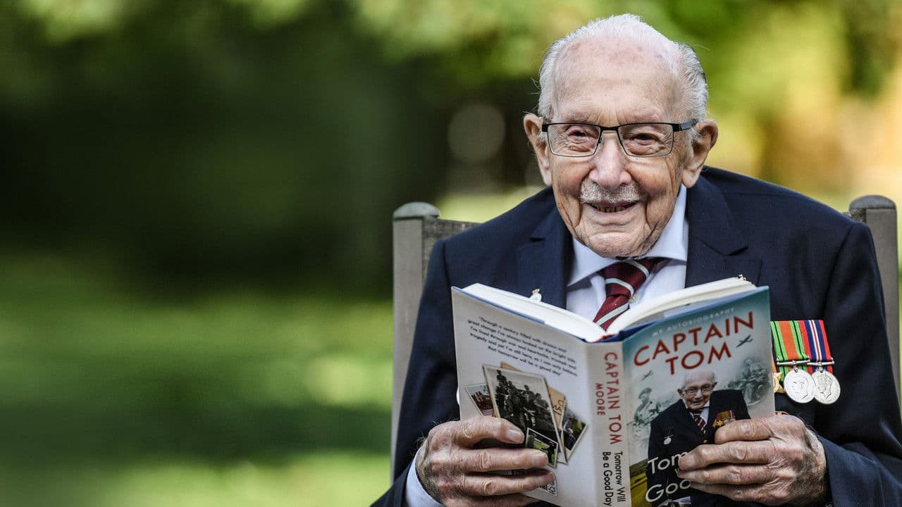 Captain Tom: Where Did the Money Go?の背景画像