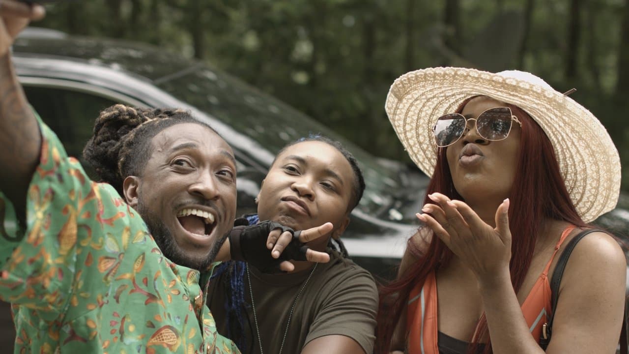 Adze the African Vampireの背景画像