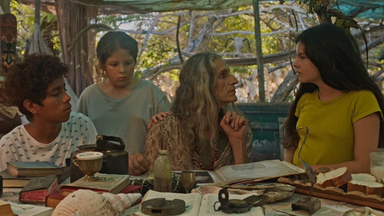 La invención de las especiesの背景画像