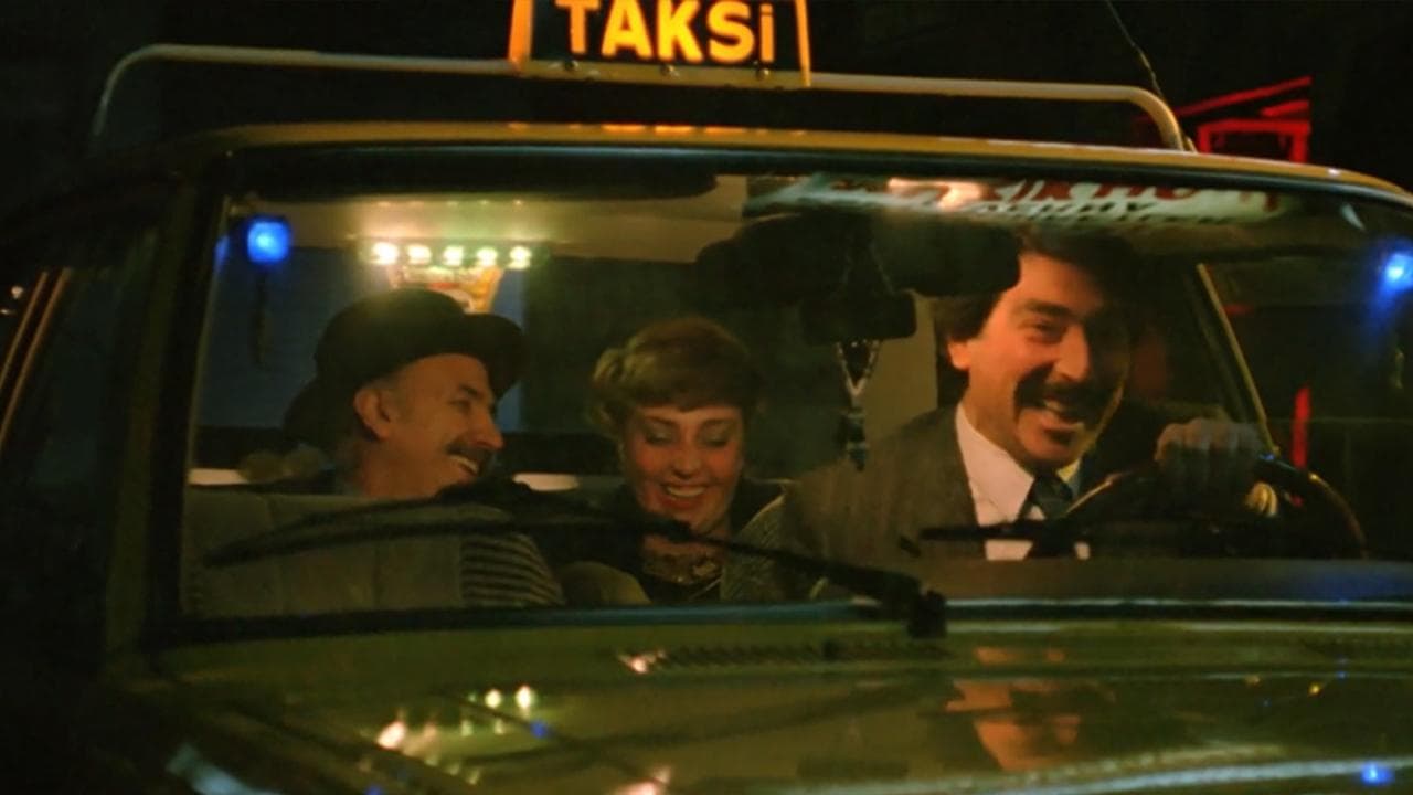 Beyoğlu'nun Arka Yakasıの背景画像