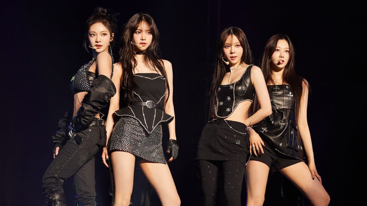 aespa LIVE TOUR 2023 'SYNK：HYPER LINE'の背景画像