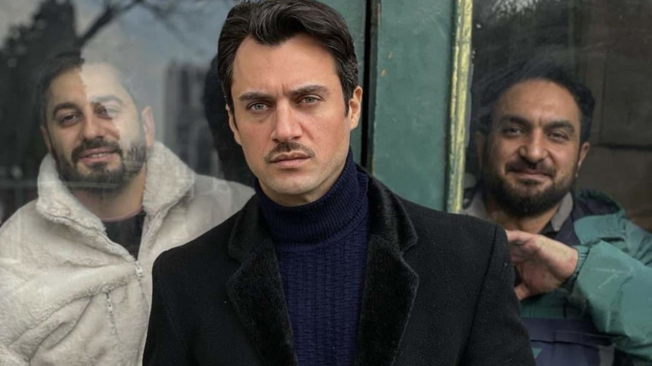 Qara Volqaの背景画像