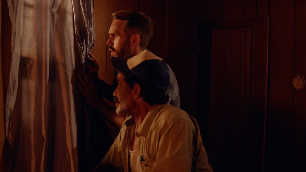 All Eyesの背景画像