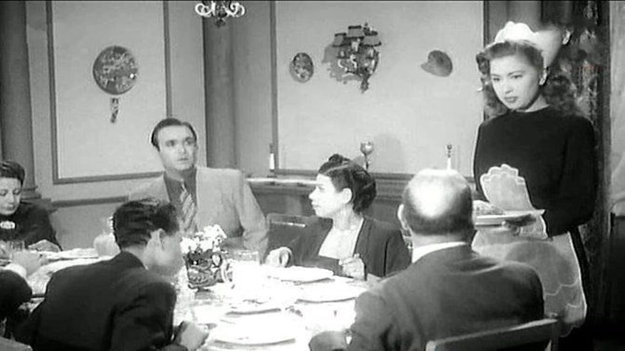 قمر 14の背景画像