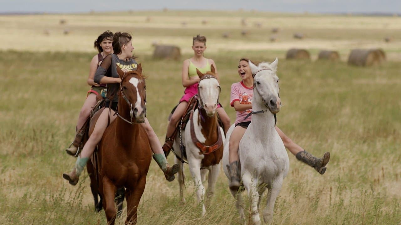 East of Wallの背景画像