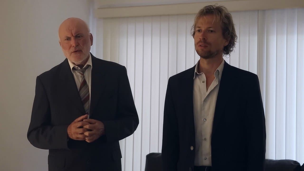 Present of the Pastの背景画像