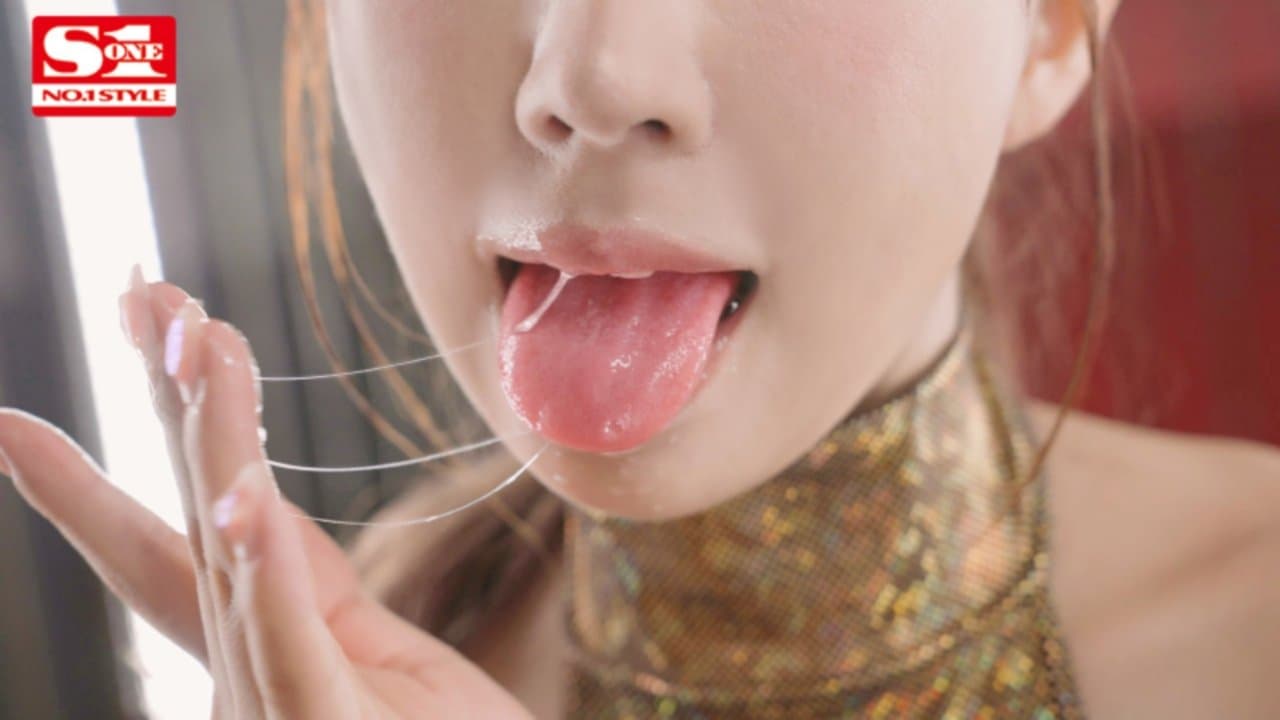 超鮮明4K機材撮影!三上悠亜の豊満ボディと圧倒的美顔を堪能するエロティシズム肉感艶美性交の背景画像