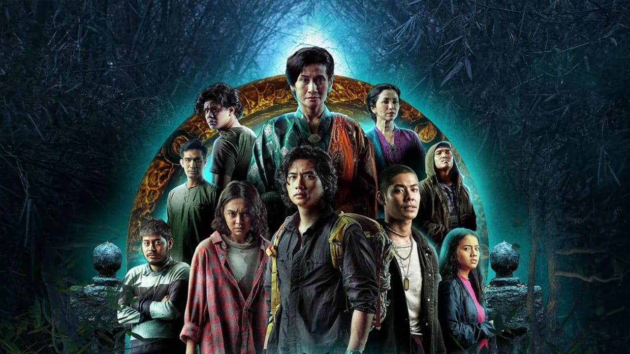 Nenek Bongkok Tigaの背景画像