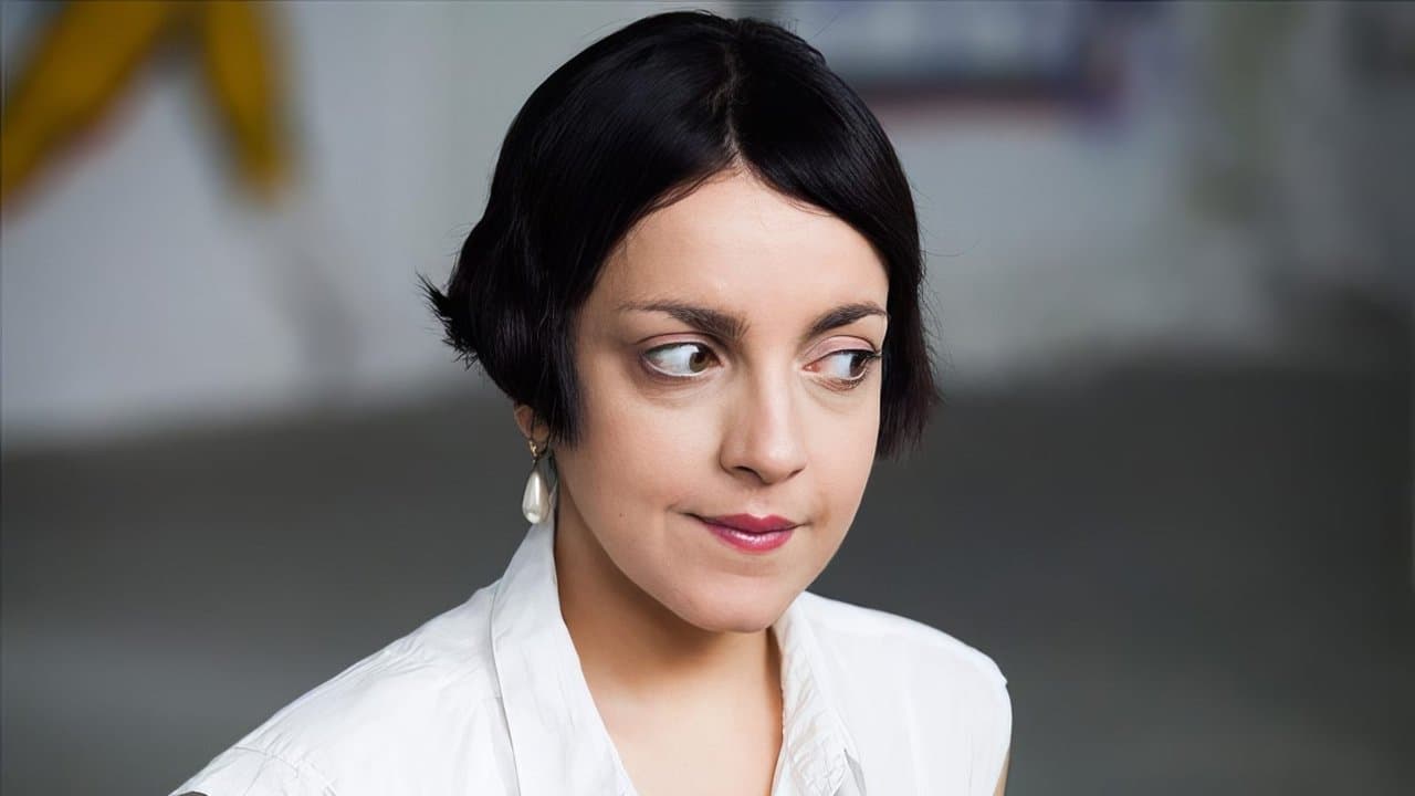 She's Wild Again Tonightの背景画像