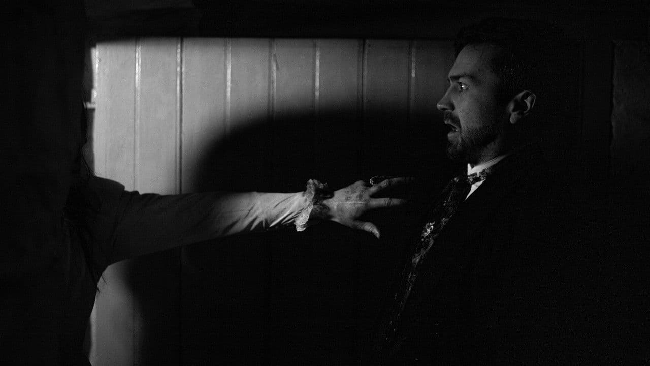 Lived Once Buried Twiceの背景画像