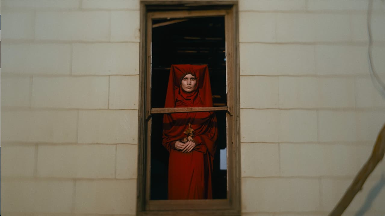 The Fates and the Holly Kingの背景画像