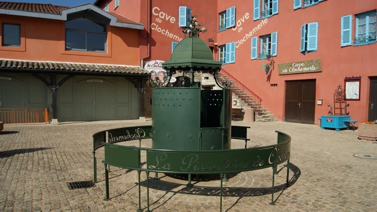 Clochemerleの背景画像