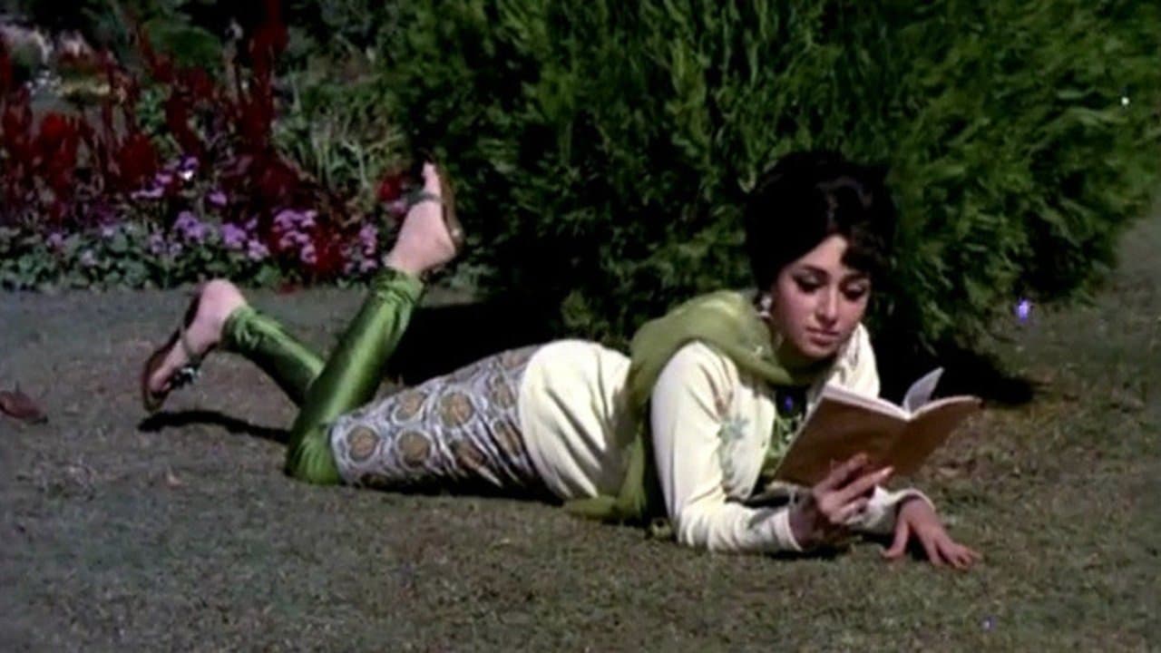 Aabrooの背景画像