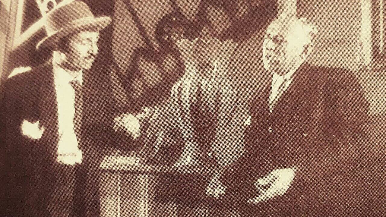 قربون خودمの背景画像