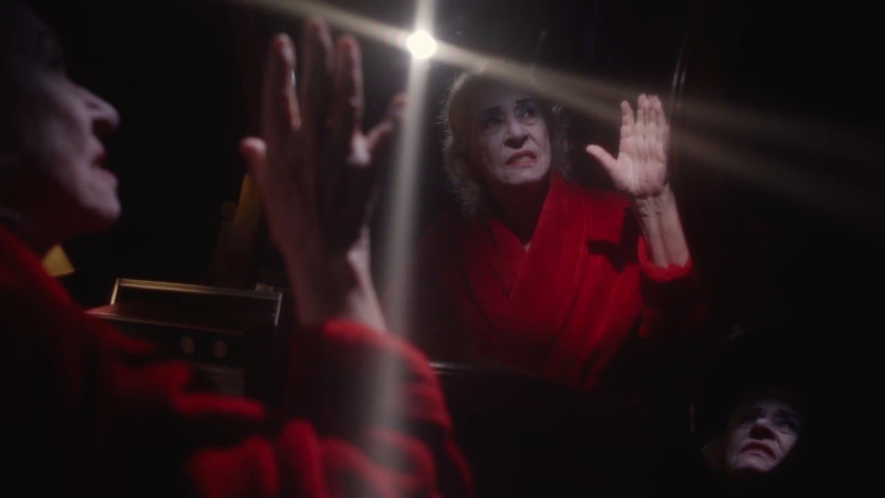 Inêsの背景画像