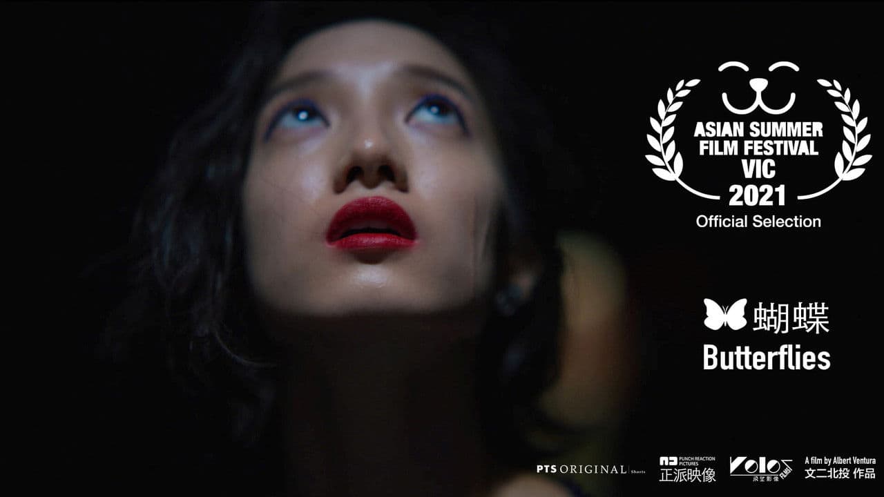 蝴蝶の背景画像