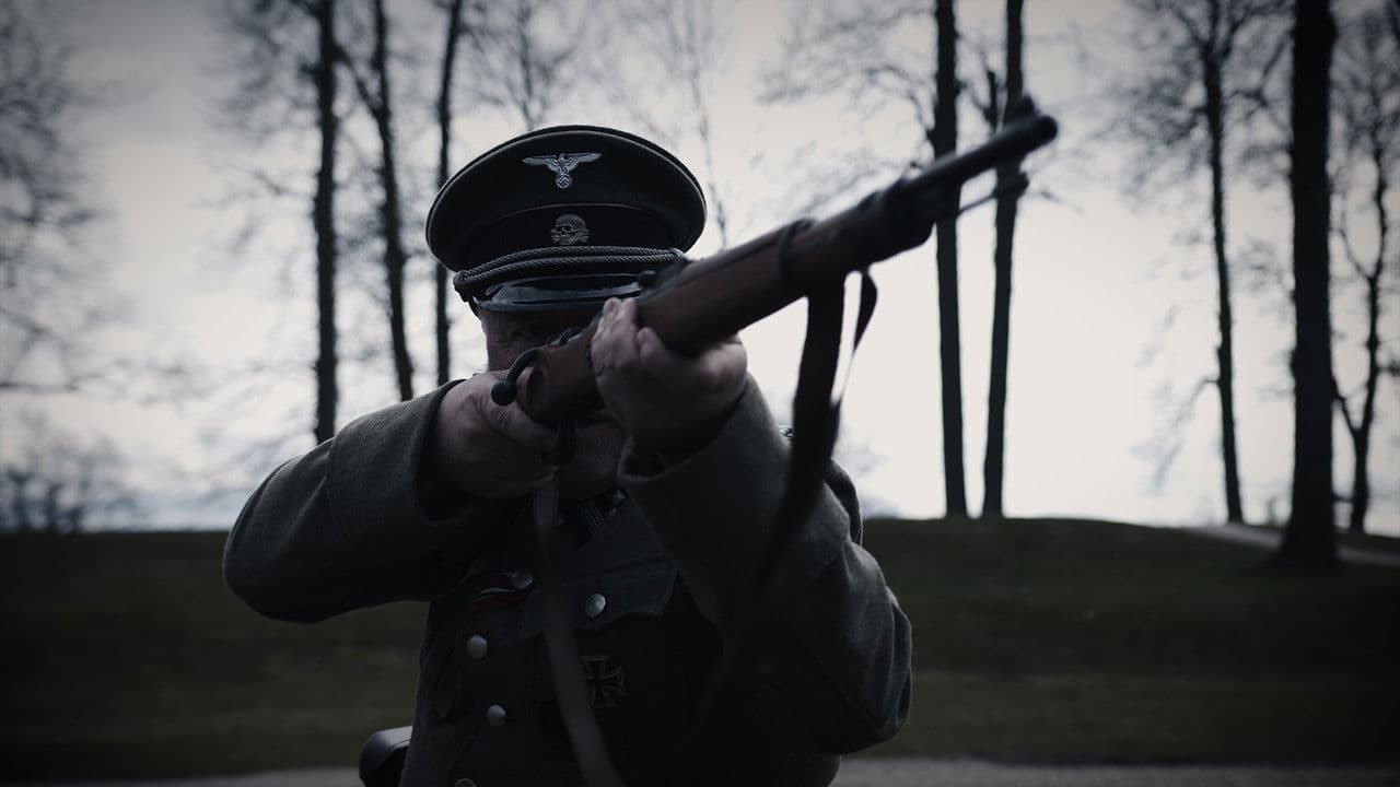 Escortedの背景画像