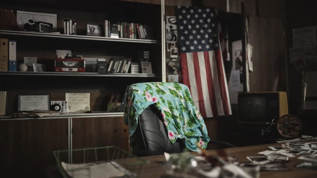 Never Get Busted!の背景画像