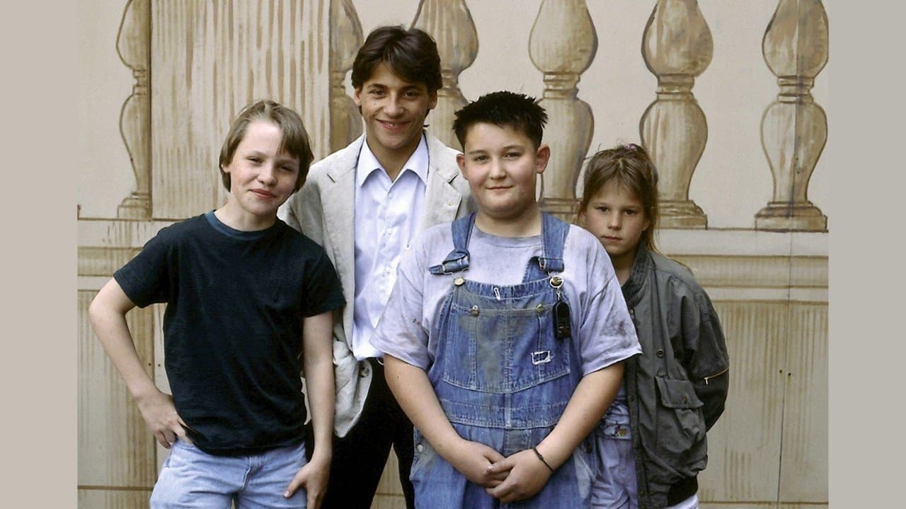 Laura und Luisの背景画像