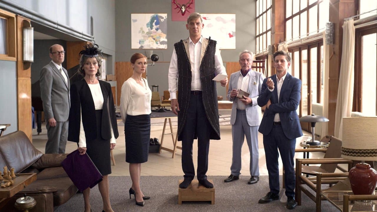 The Barefoot Emperorの背景画像