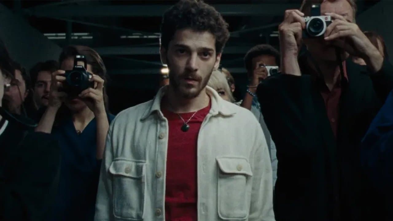 Last Shotの背景画像