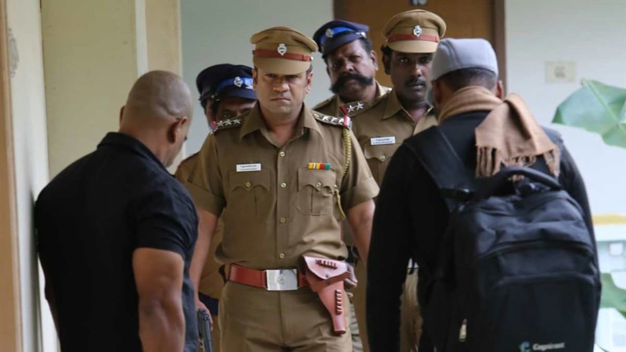 அதாகப்பட்டது மகாஜனங்களேの背景画像