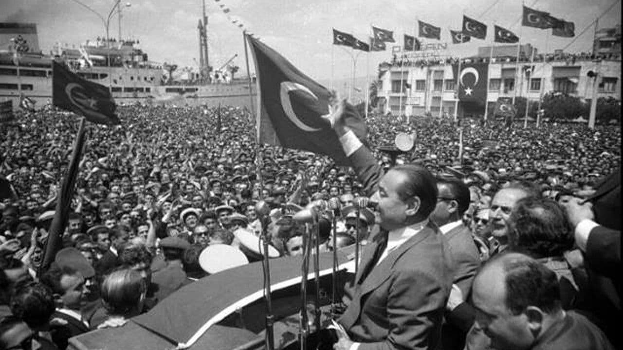 Demirkırat: İktidarの背景画像