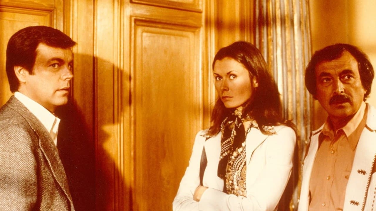 Death at Love Houseの背景画像