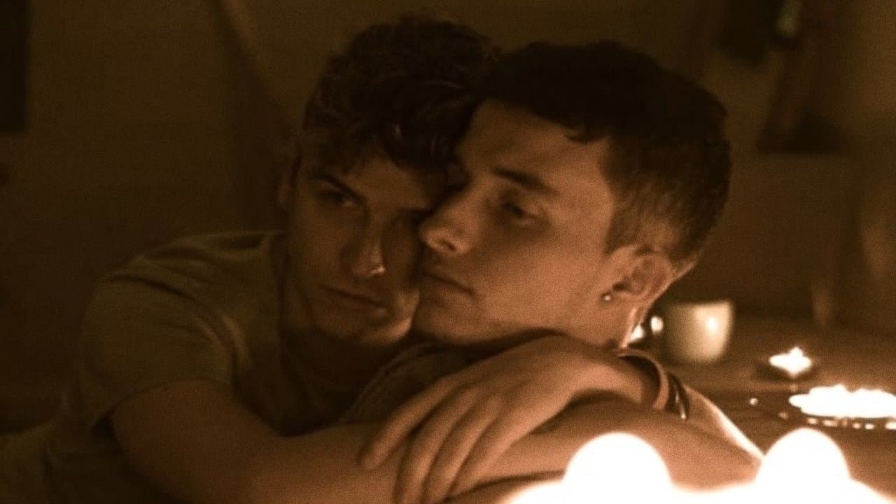 1 Last Chance at Paradiseの背景画像