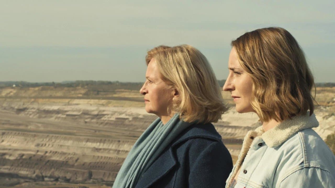 Eher fliegen hier UFOsの背景画像