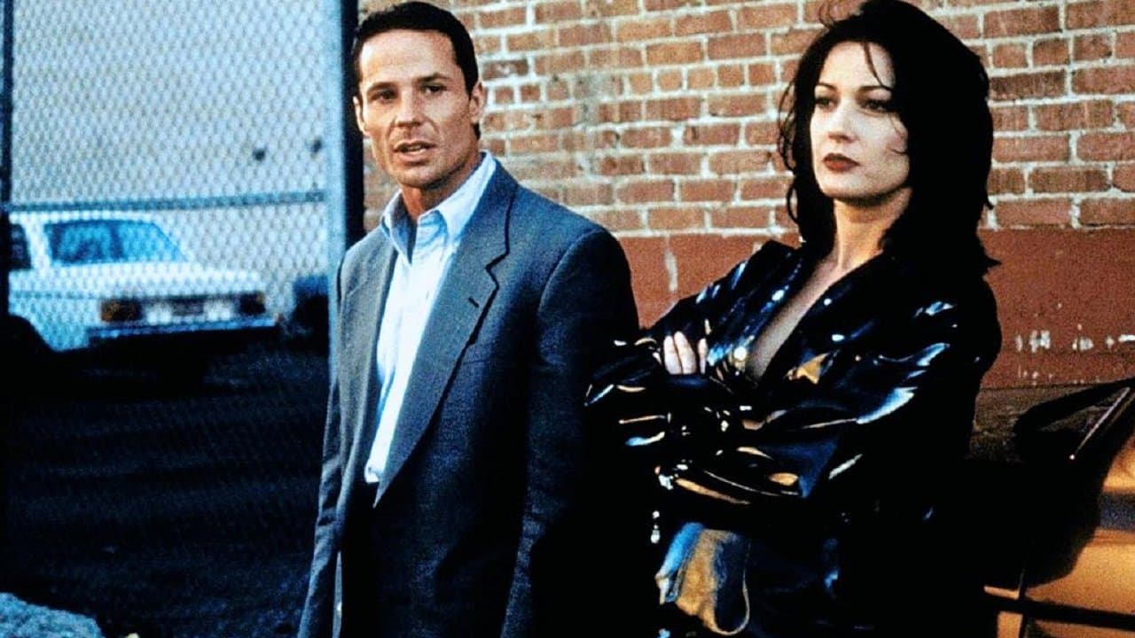 Mischievousの背景画像