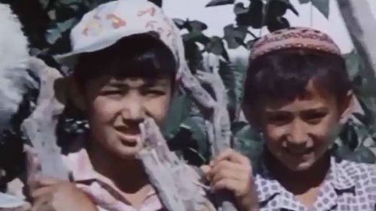 Лето Сахатаの背景画像