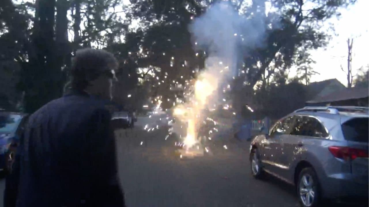 Awesome Party at My Dad's Barの背景画像