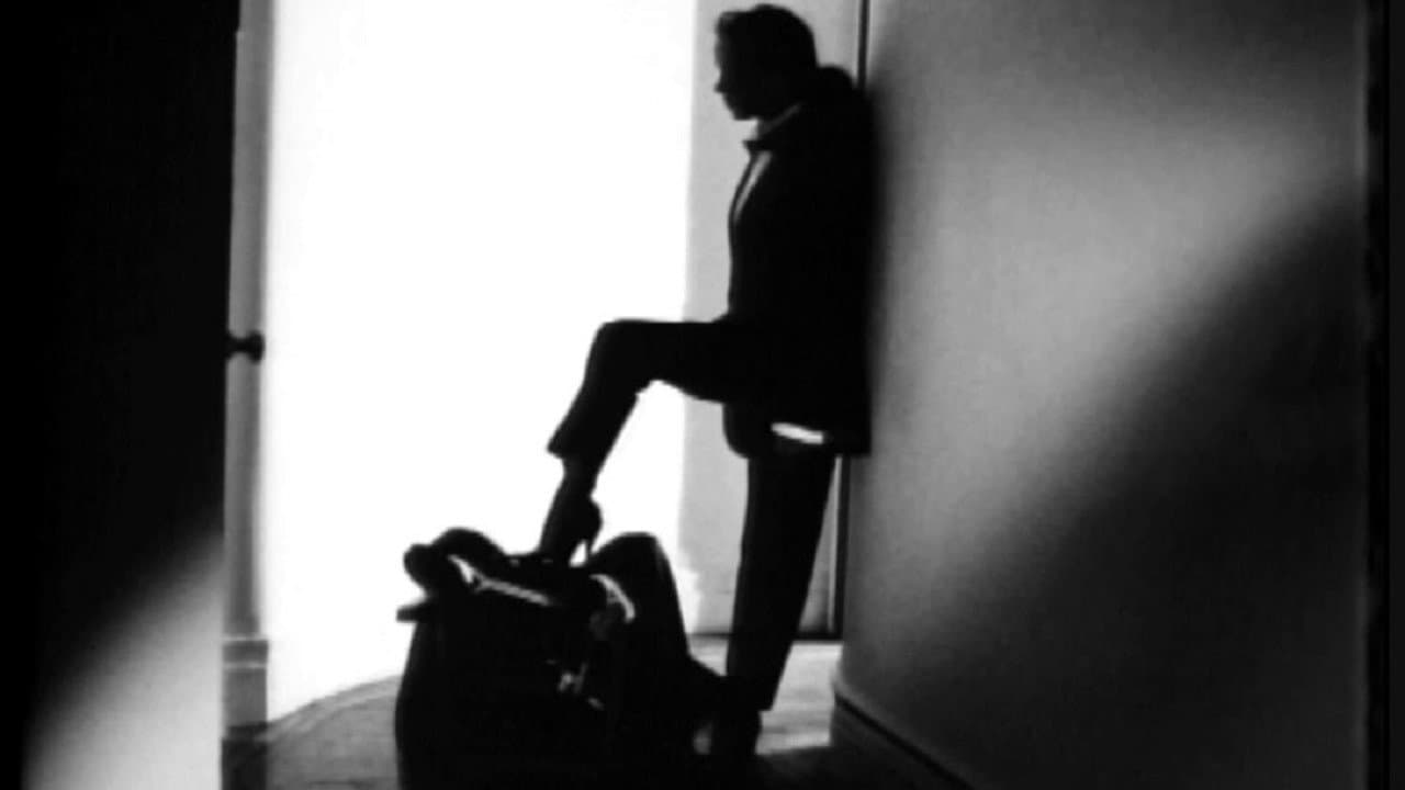 The Black Gloveの背景画像