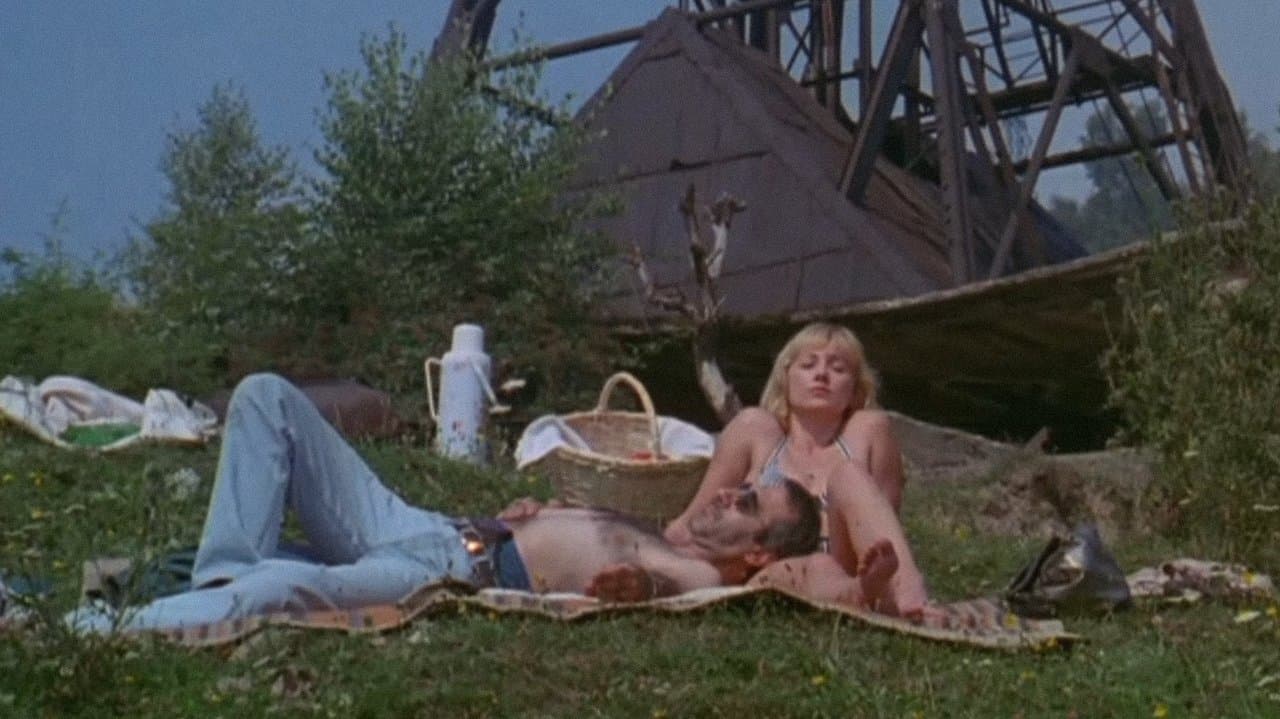 Prea târziuの背景画像