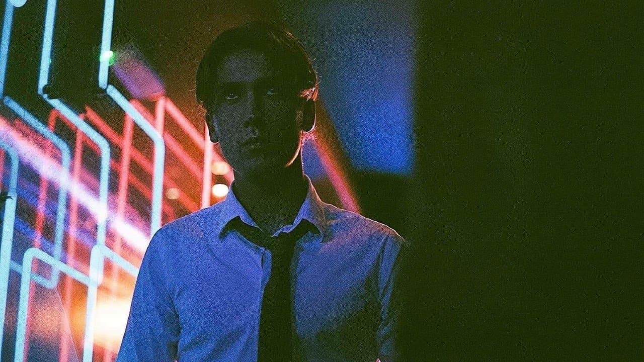 Into the Mirrorの背景画像