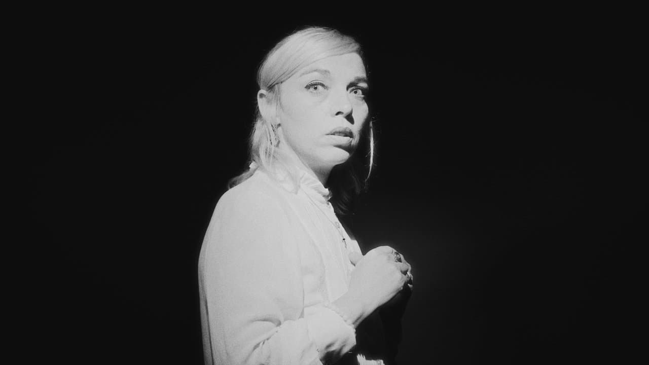 Land of Shadowsの背景画像