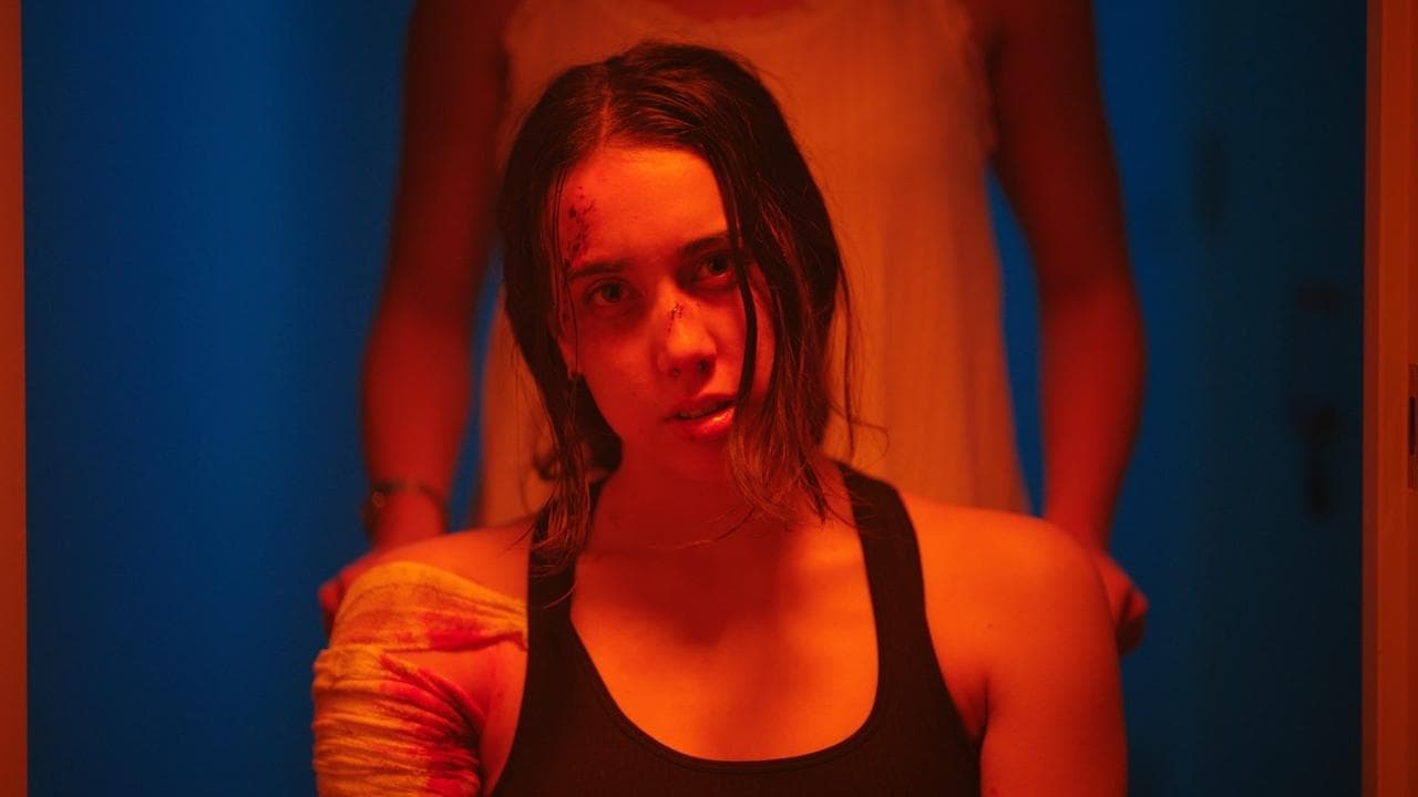 After She Diedの背景画像