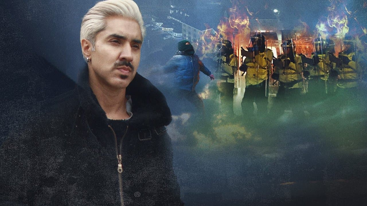 Small Town, Big Riotの背景画像