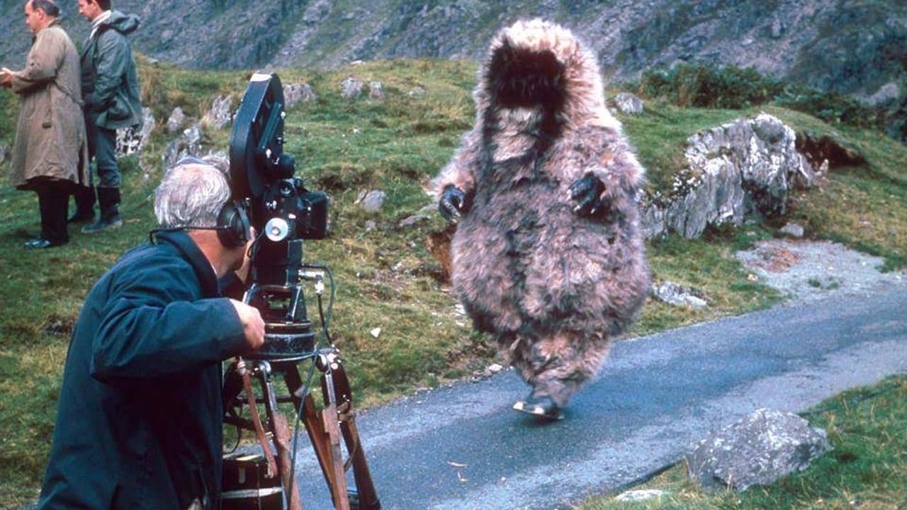 Troughton in Tibet: Making 'The Abominable Snowmen'の背景画像