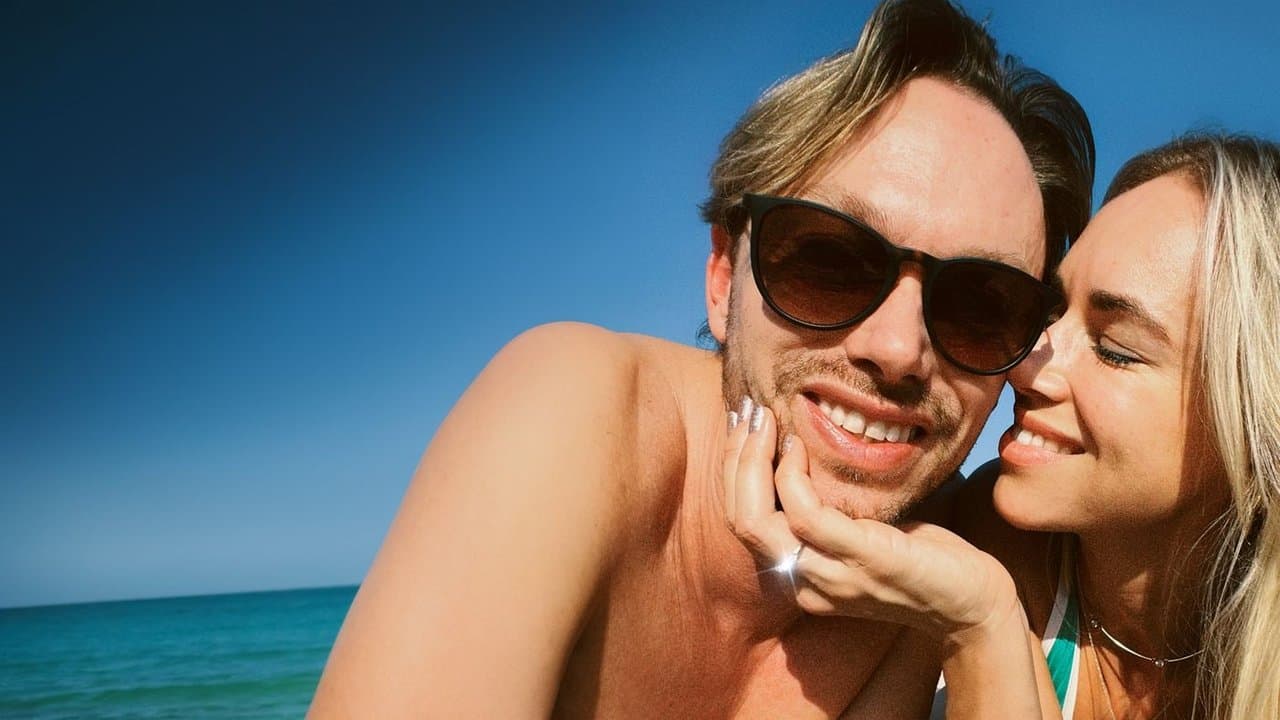 Regi Gaat Trouwenの背景画像