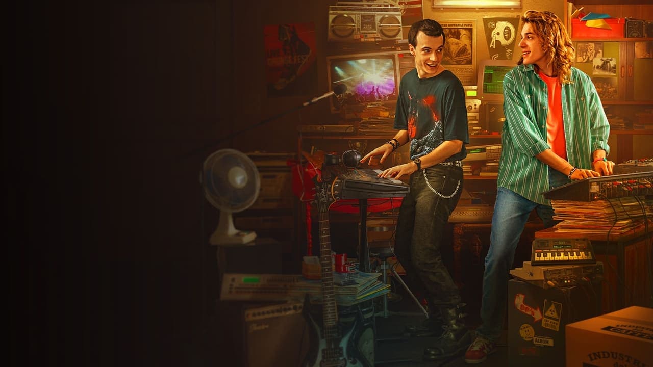 Hanno ucciso l'Uomo Ragno - La leggendaria storia degli 883の背景画像