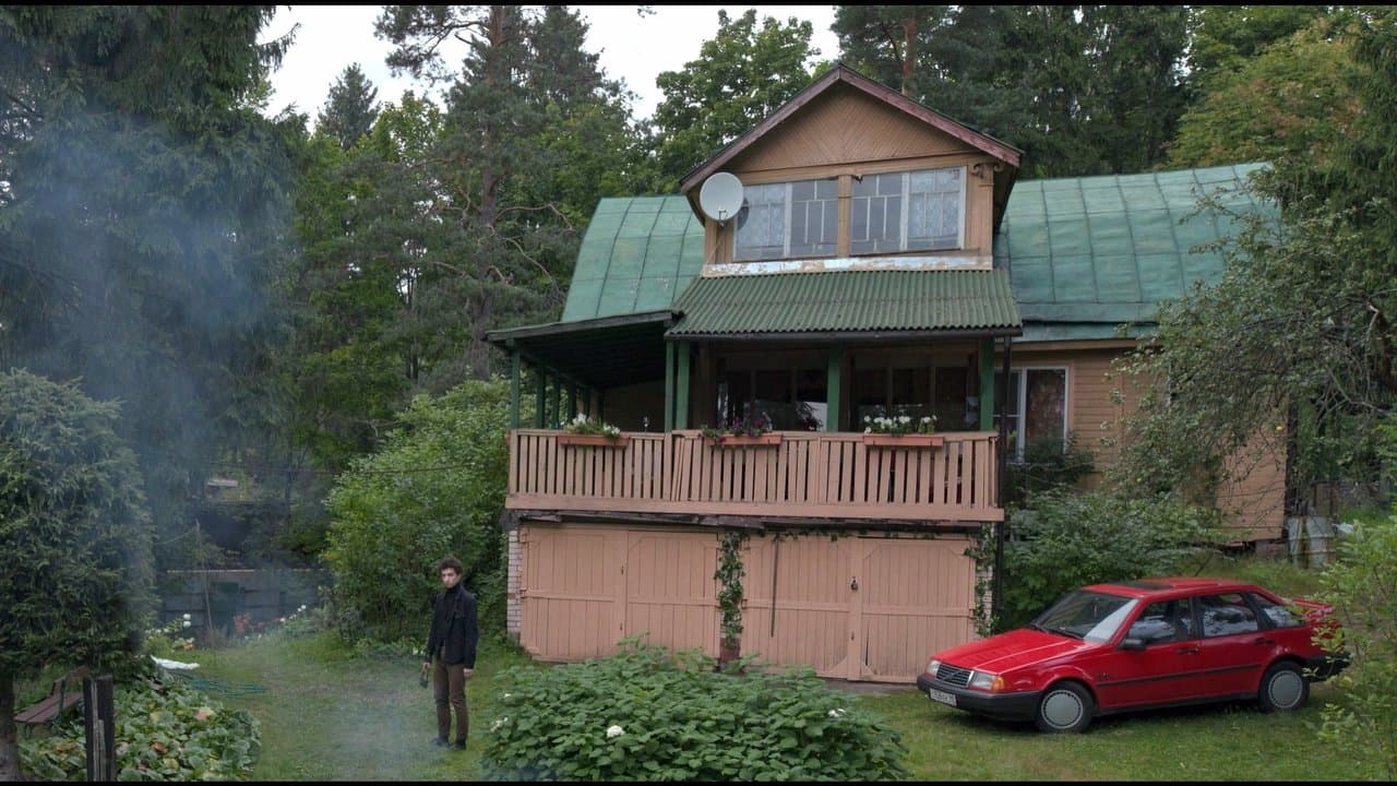 Что случилось, пока не приехали гостиの背景画像