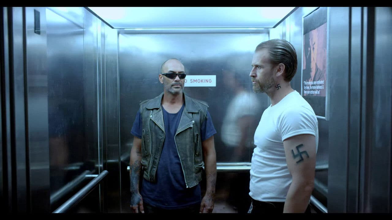 Elevationの背景画像