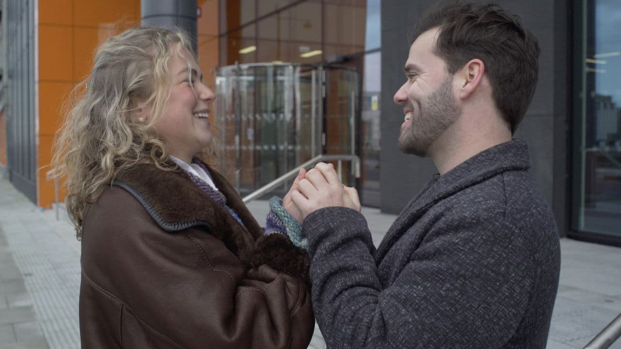 Handle with Careの背景画像