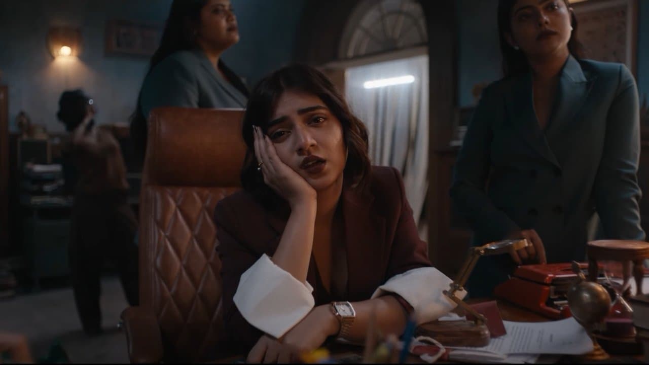 സൂക്ഷ്മദര്ശിനിの背景画像