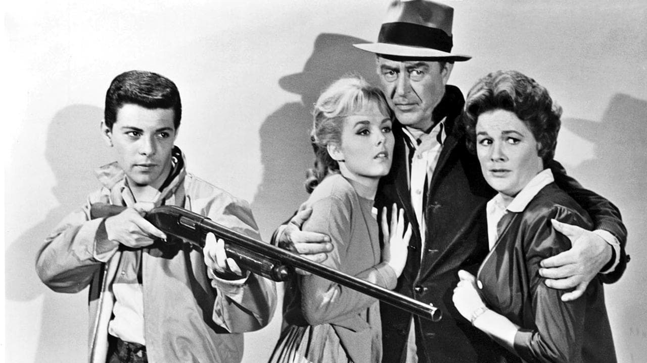 Panic in Year Zero!の背景画像